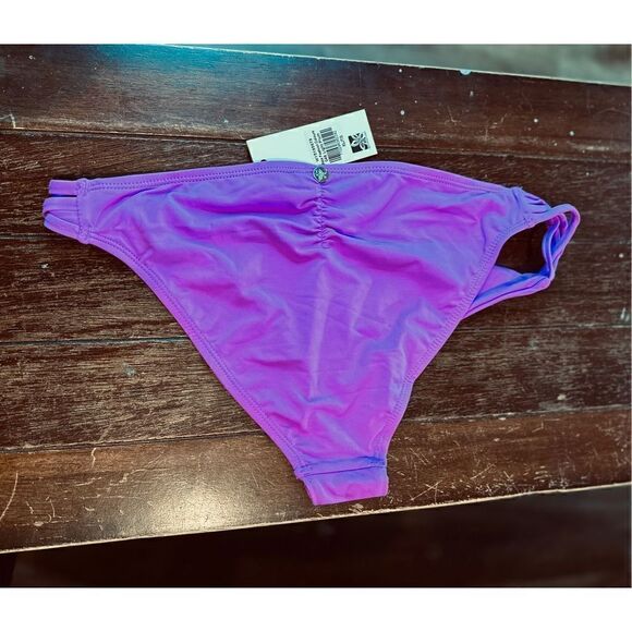 Quintsoul Women's Low Rise Bikini Bottom with Side Strings - Picture 2 of 4